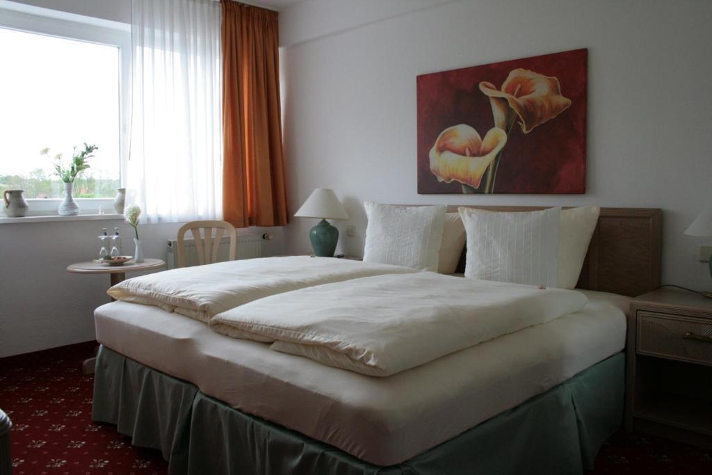Hotel Antares Halberstadt Quarto foto